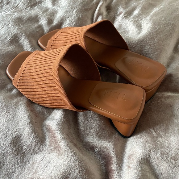 Soft Rust orange mules with heel NWOT - Picture 3 of 6